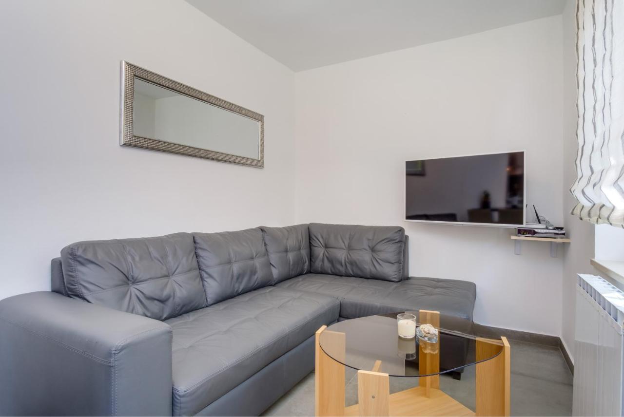 Leonida Apartment Mali Losinj Bagian luar foto