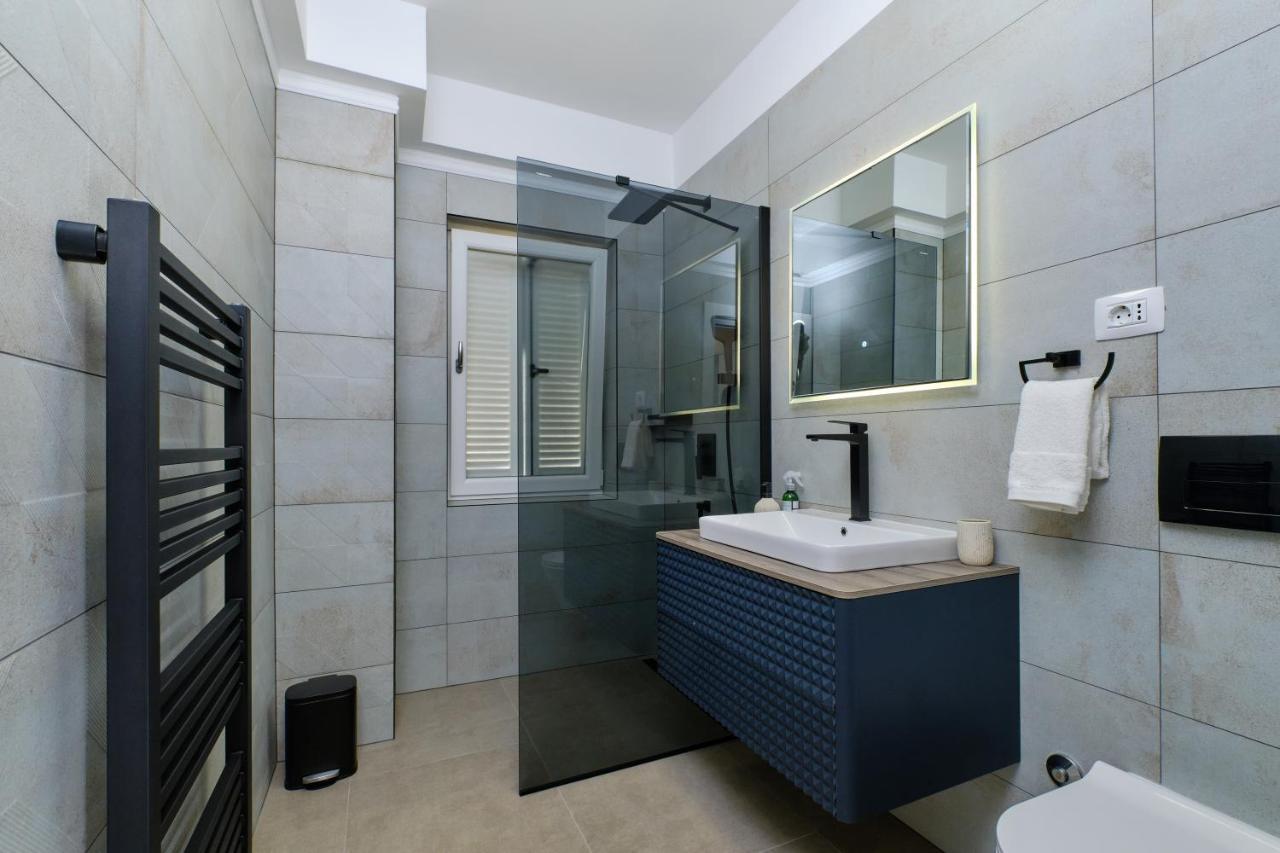 Leonida Apartment Mali Losinj Bagian luar foto