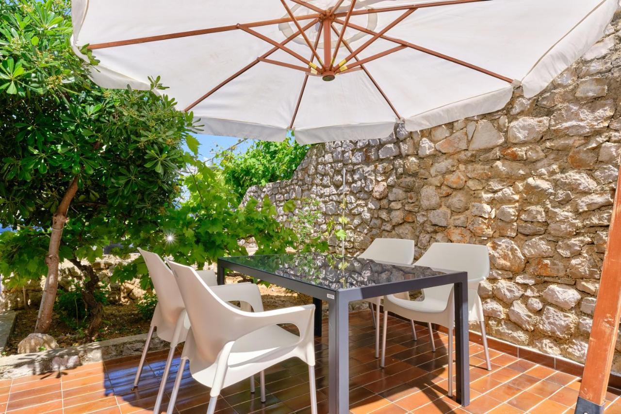 Leonida Apartment Mali Losinj Bagian luar foto