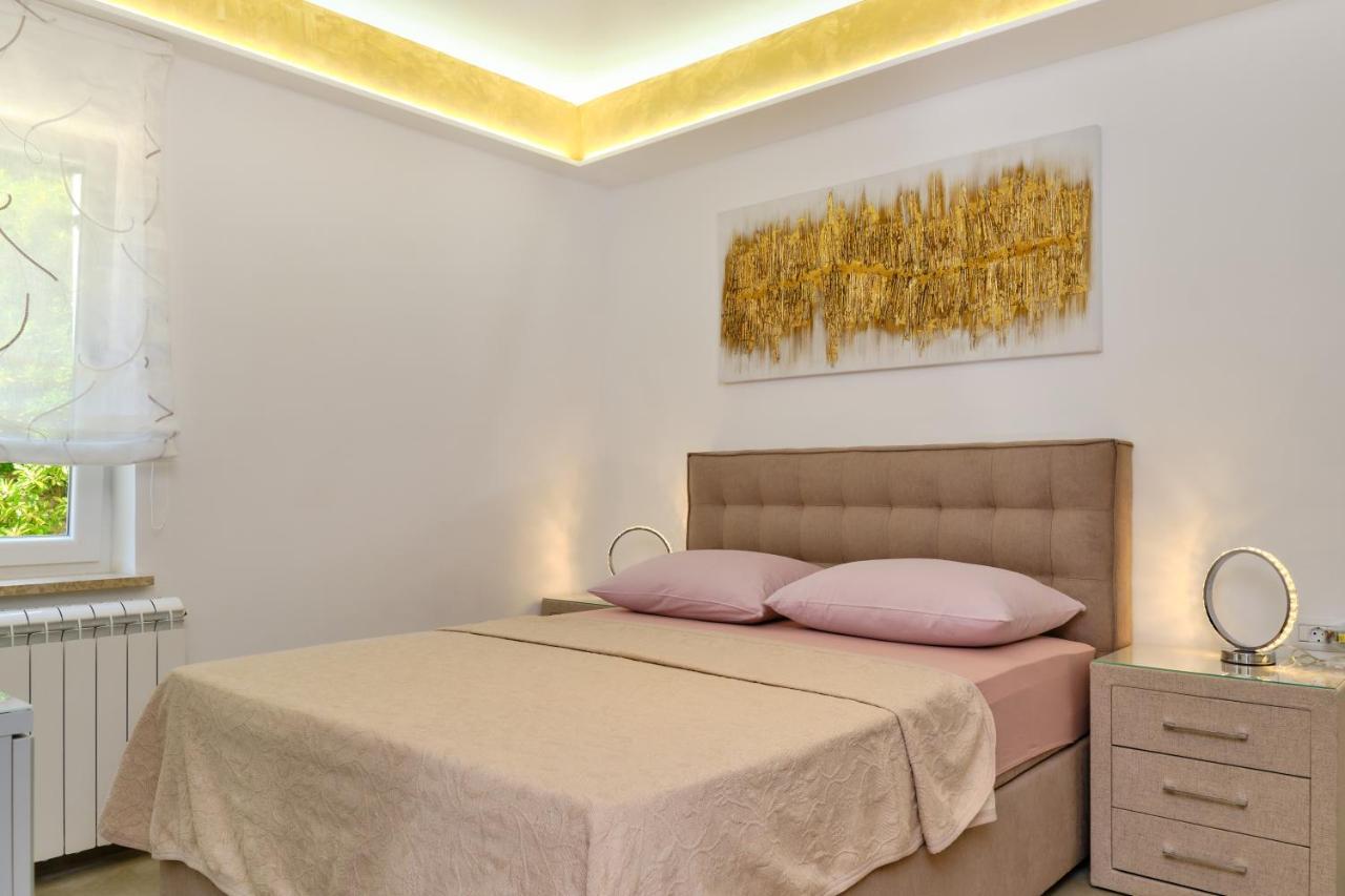 Leonida Apartment Mali Losinj Bagian luar foto