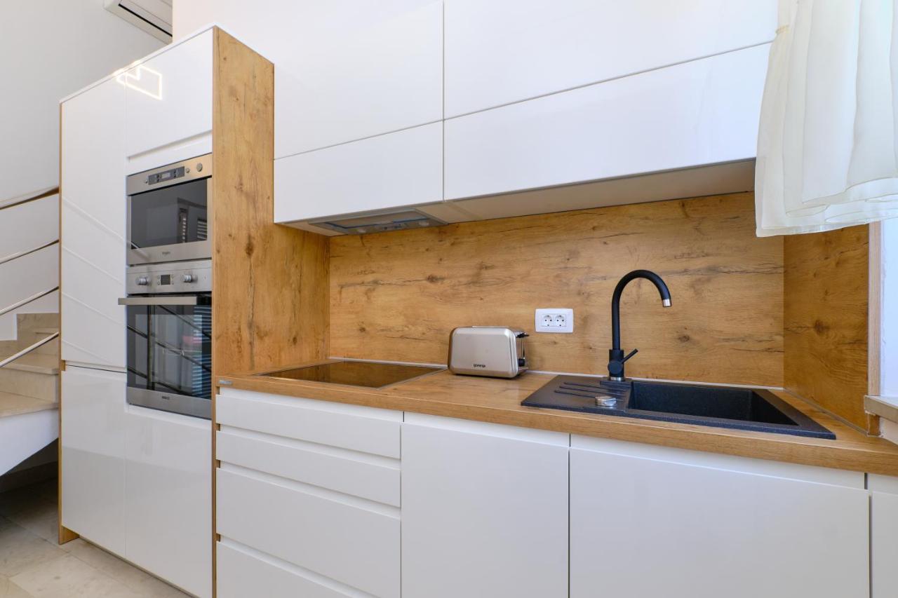 Leonida Apartment Mali Losinj Bagian luar foto